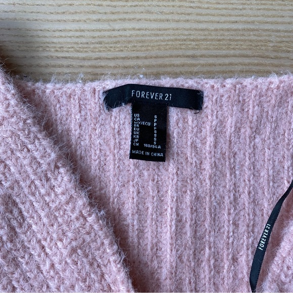 Coquette Style Pink Pearl Sweater - Picture 4 of 6